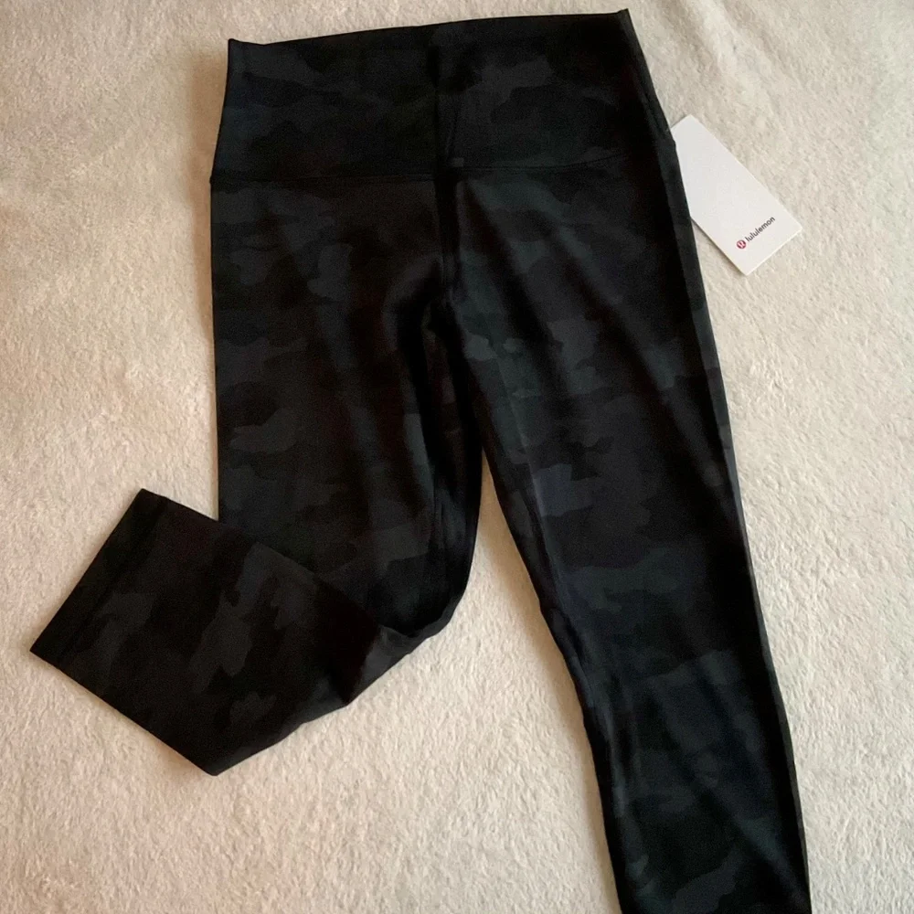 **BRAND NEW** Lululemon Align High-Rise Crop Leggings, Size 10, Color: Camo Coal - Picture 5 of 6